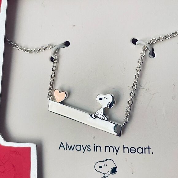 NWT Peanuts 14K Gold-Flash Plated Two-Tone Always In My Heart Pendant Necklace - Picture 7 of 11